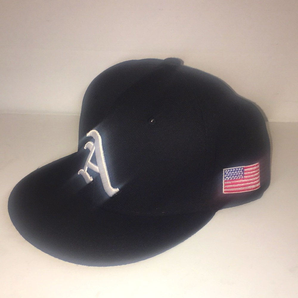 MENS ADJUSTABLE STAP BACK GOTHIC STYLE BALL CAP EMBROIDERED A  FRONT  FLAG SIDE